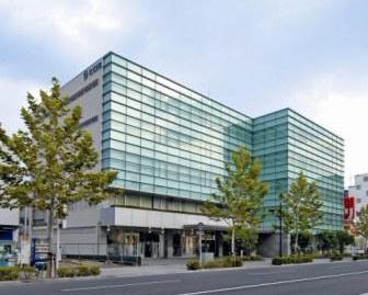 本社社屋外観