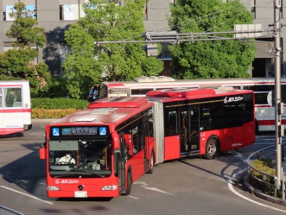 全国で3番目に導入した連節バス「清流ライナー」