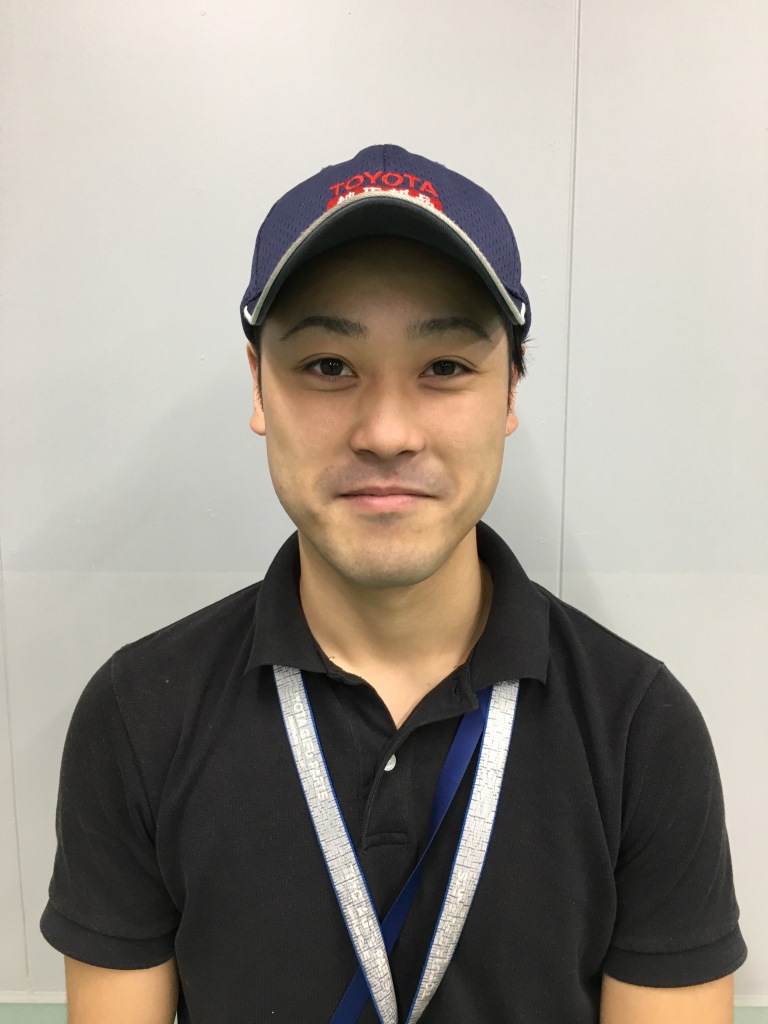物流部 商品管理グループ 竹内 裕貴さん(2018年入社)