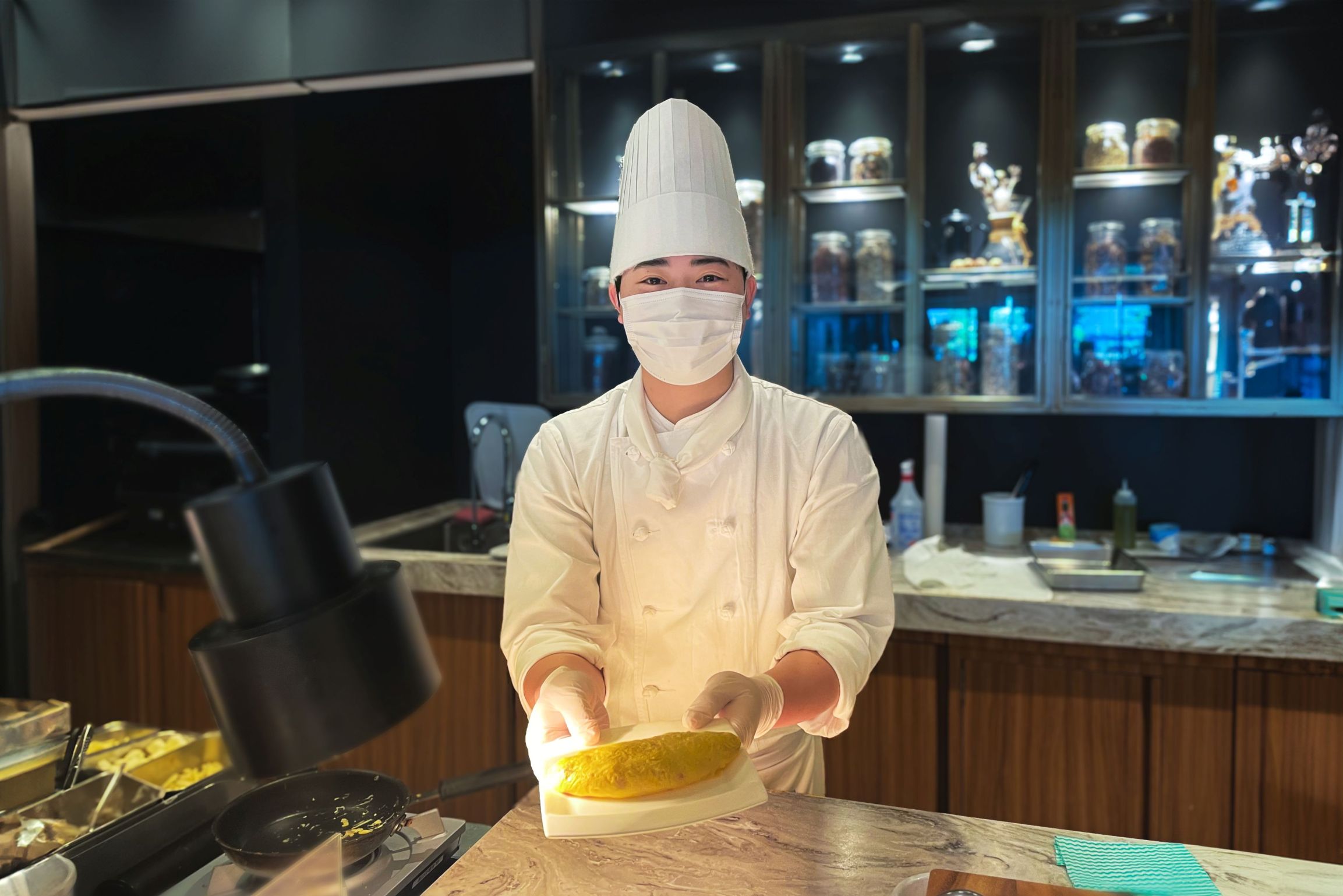 調理職 ： 調理部　望月 叶羽